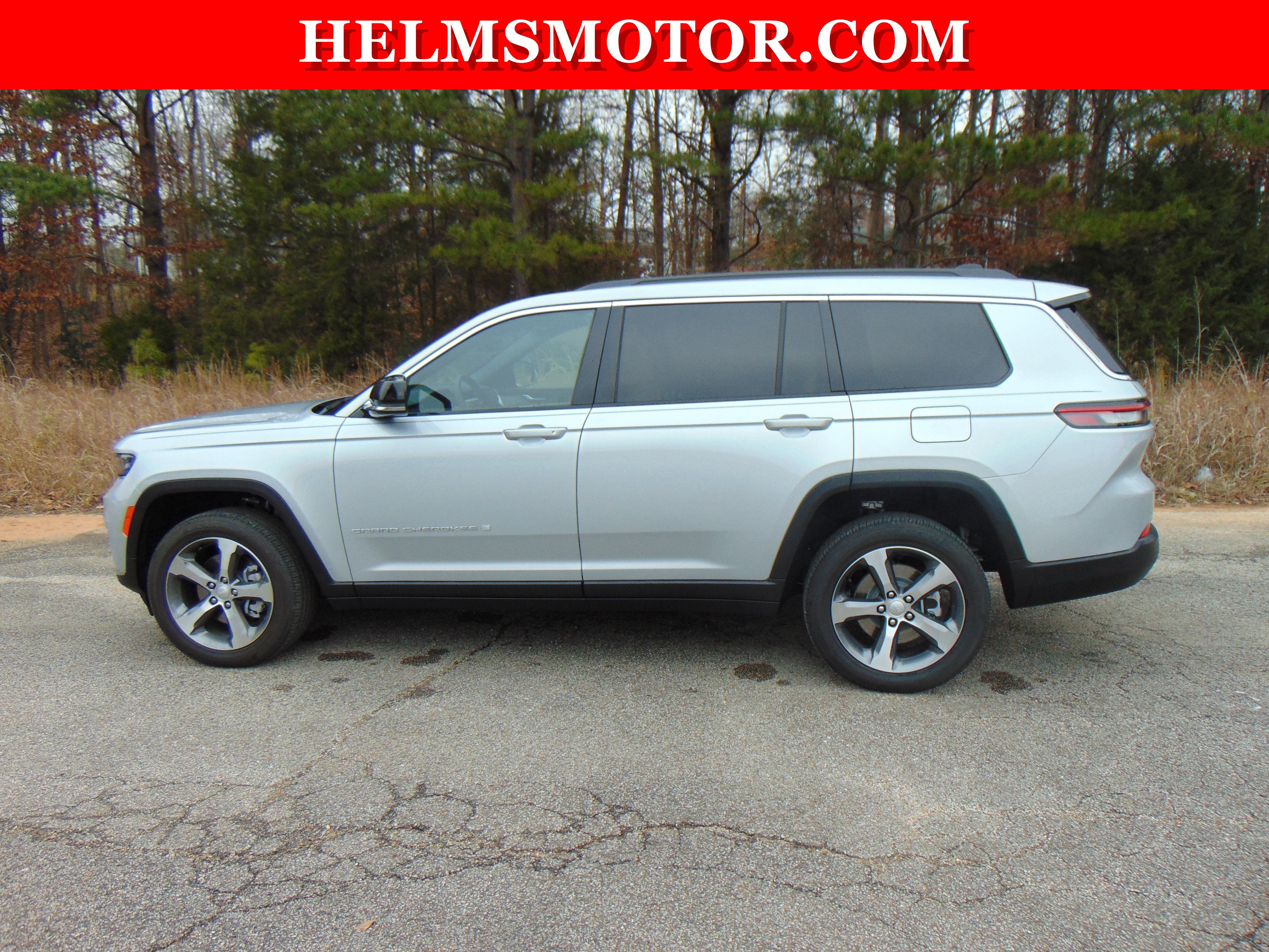 Used 2025 Jeep Grand Cherokee L Limited RWD image 4