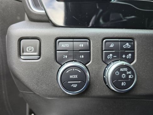 Used 2022 GMC Sierra 1500 Elevation w/ Elevation Premium Package AWD/4WD image 25