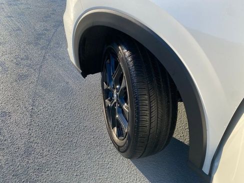 Certified 2025 Honda HR-V Sport image 27