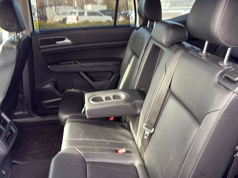 Used 2019 Volkswagen Atlas SE image 14