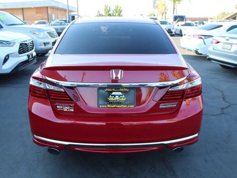Used 2017 Honda Accord Sport Special Edition image 6