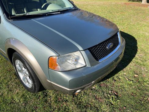 Used 2006 Ford Freestyle SEL image 3