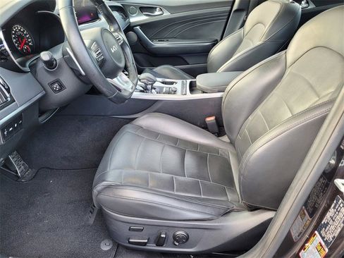 Used 2023 Kia Stinger GT2 image 23