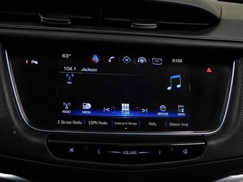 Used 2018 Cadillac XT5 AWD image 62