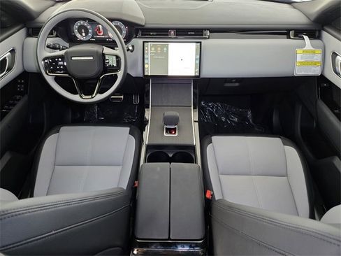 New 2026 Land Rover Range Rover Velar Dynamic SE image 4