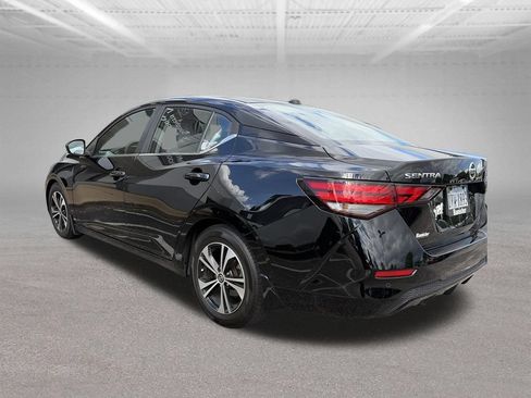Used 2020 Nissan Sentra SV FWD image 2