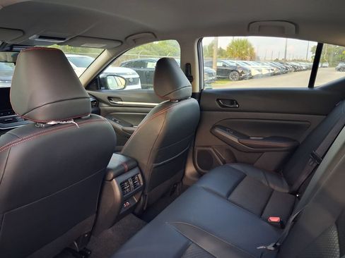 New 2026 Nissan Altima 2.5 SR w/ SR Premium Package FWD image 5