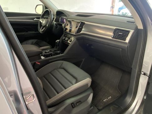 Used 2021 Volkswagen Atlas SEL Premium AWD/4WD image 8