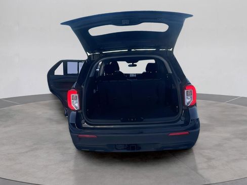 Used 2023 Ford Explorer XLT w/ Class IV Trailer Tow Package image 19