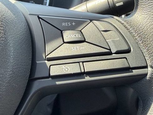 Used 2025 Nissan Kicks Play S FWD image 16