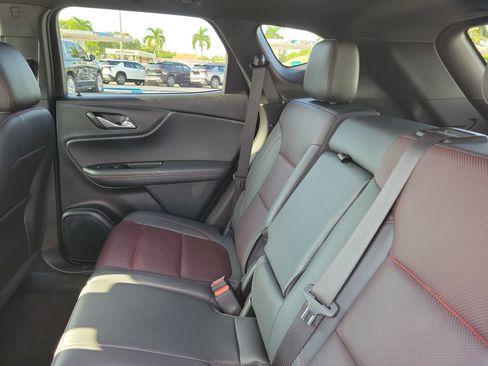 Used 2024 Chevrolet Blazer RS w/ Enhanced Convenience Package FWD image 10