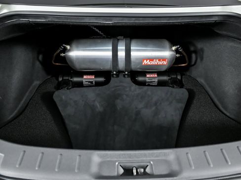 Used 2019 Nissan GT-R Premium w/ Premium Interior Package image 17