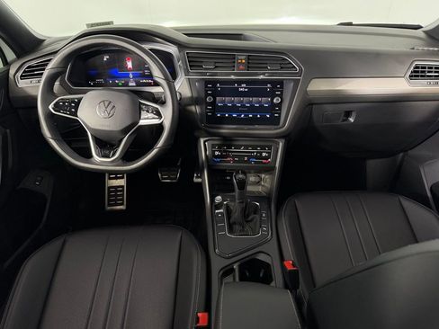 Used 2024 Volkswagen Tiguan SE R-Line FWD image 12