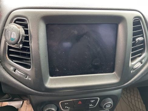 Used 2017 Jeep Compass Trailhawk w/ Leather Interior Group image 17