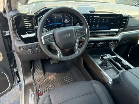 New 2025 Chevrolet Silverado 1500 RST image 6