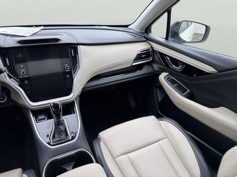Used 2020 Subaru Outback Limited image 13