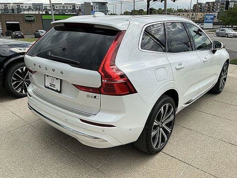 Certified 2023 Volvo XC60 B6 Ultimate w/ Protection Package Premier AWD/4WD image 6