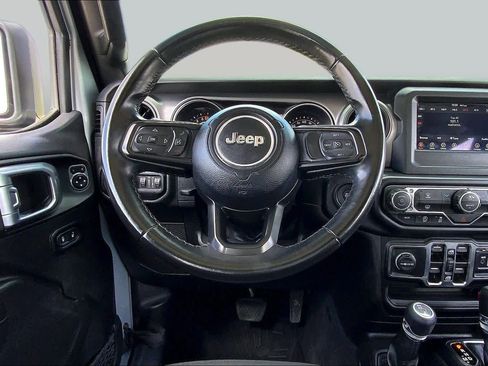 Used 2022 Jeep Wrangler Unlimited Sport AWD/4WD image 6