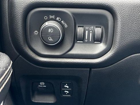 Used 2023 RAM 1500 Laramie AWD/4WD image 58