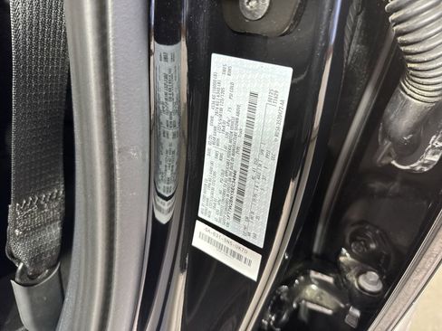 Used 2025 Ford F250 XLT image 34