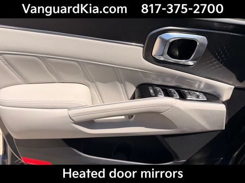 Used 2023 Kia Sorento SX AWD/4WD image 17