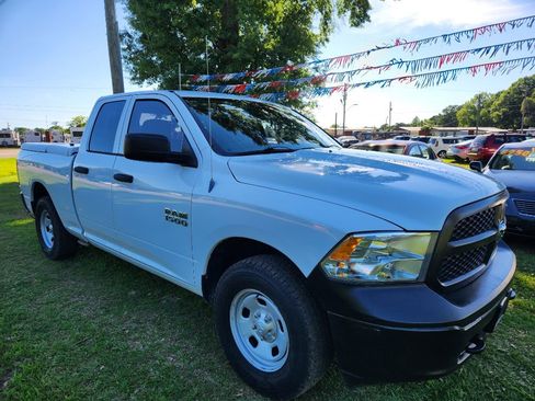 Used 2013 RAM 1500 Tradesman w/ Popular Equipment Group AWD/4WD image 3