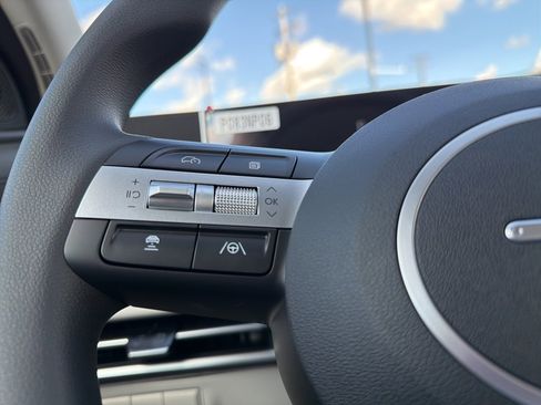 New 2026 Hyundai Tucson SE image 30