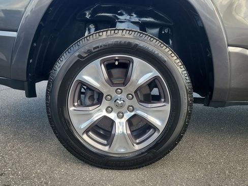 Used 2020 RAM 1500 Laramie RWD image 7
