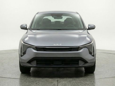 Used 2025 Kia K4 LXS image 2