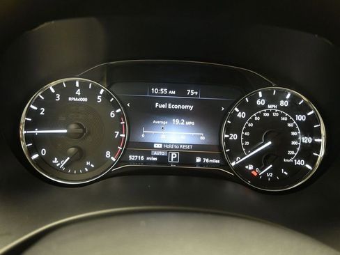 Used 2022 INFINITI QX80 Luxe w/ Cargo Package AWD/4WD image 17