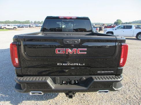 New 2026 GMC Sierra 1500 Denali w/ Denali Reserve Package AWD/4WD image 7