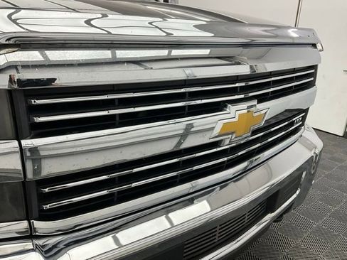 Used 2015 Chevrolet Silverado 3500 LTZ w/ Duramax Plus Package image 27
