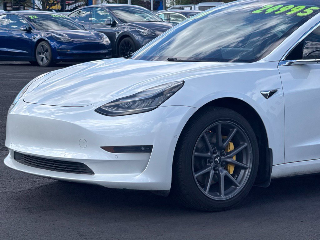Used 2020 Tesla Model 3 Standard Range Plus RWD image 8