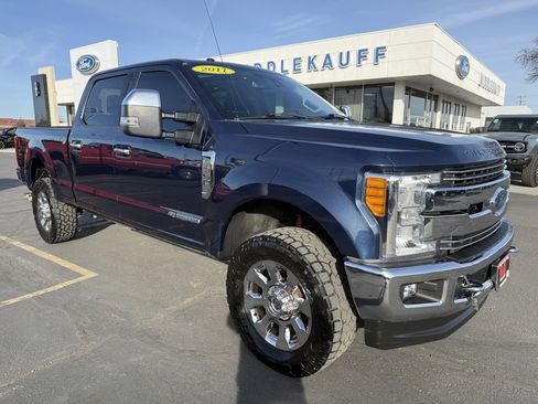 Used 2017 Ford F350 Lariat w/ Lariat Ultimate Package image 3