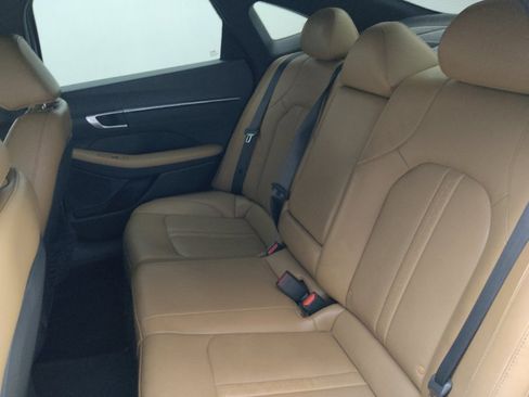 Used 2021 Hyundai Sonata Limited FWD image 18