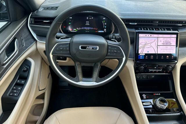 Certified 2024 Jeep Grand Cherokee Limited 4xe AWD/4WD image 11