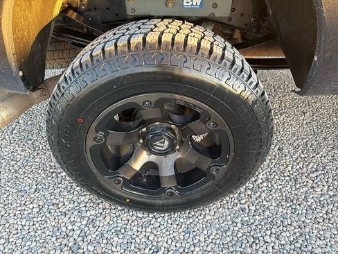 Used 2013 Ford F350 Platinum w/ FX4 Off Road Pkg image 37