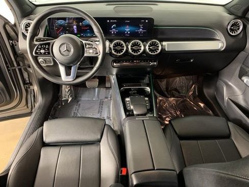 Used 2023 Mercedes-Benz EQB 300 4MATIC image 35