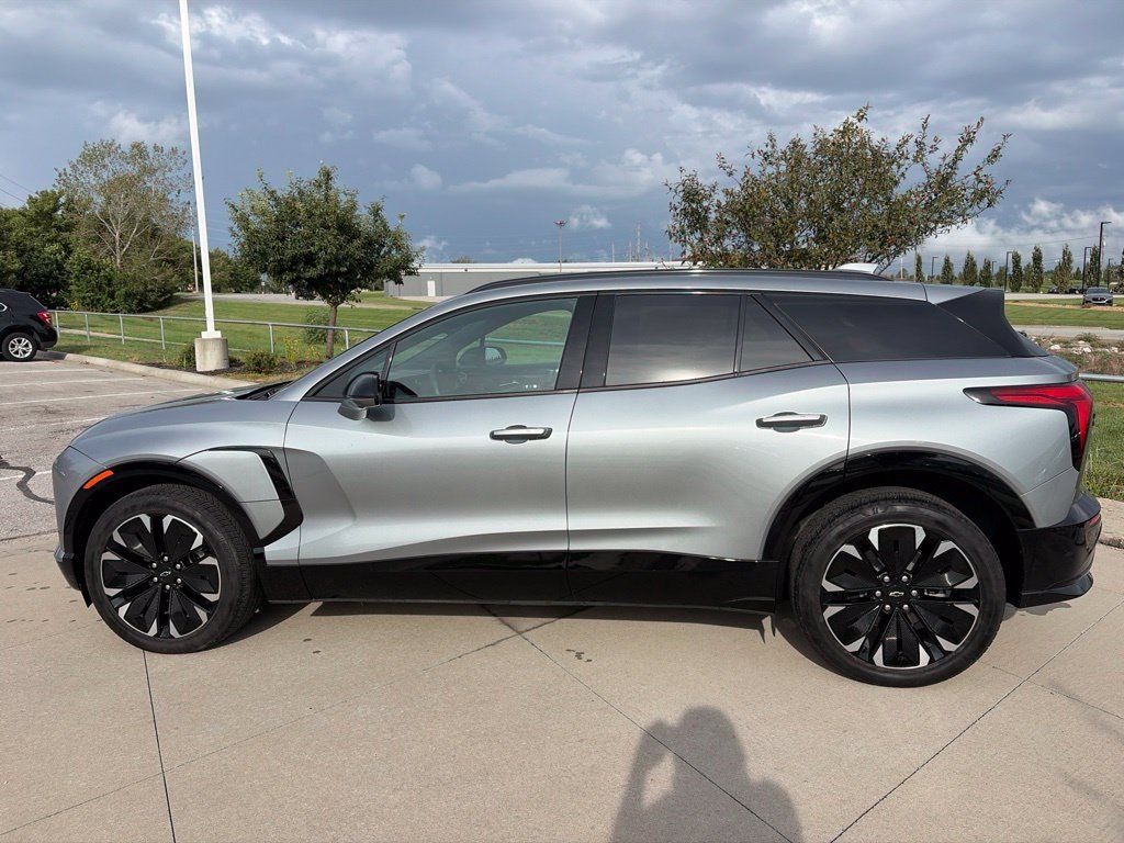 Used 2024 Chevrolet Blazer EV RS AWD/4WD image 5