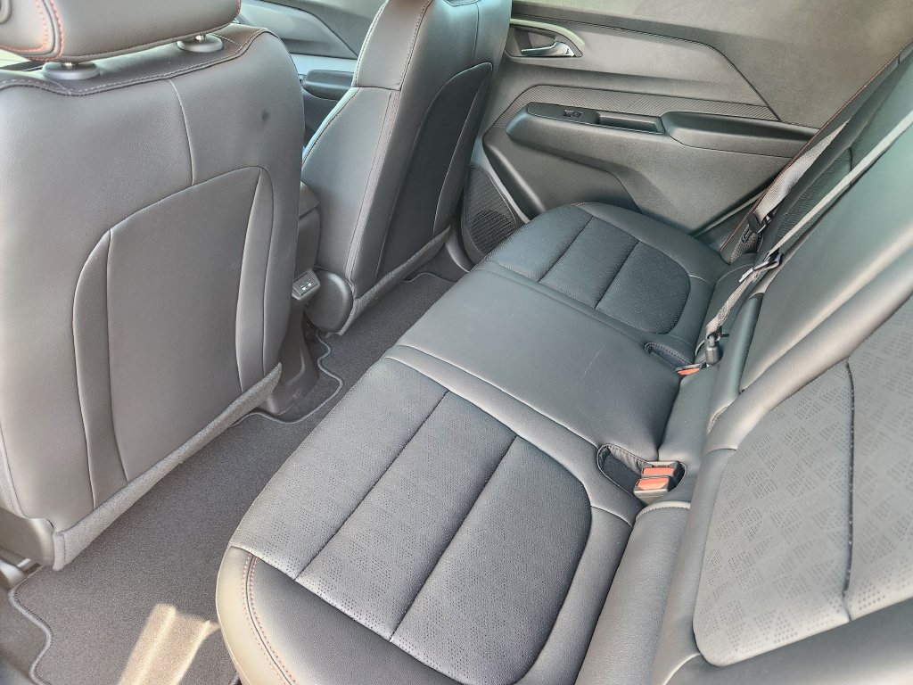 New 2027 Chevrolet Bolt RS w/ Technology Package FWD image 10