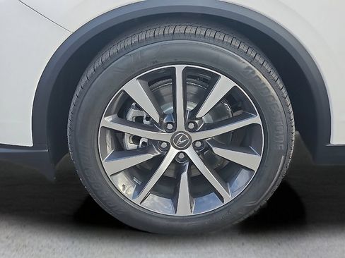 Used 2026 Acura MDX w/ Technology Package FWD image 10