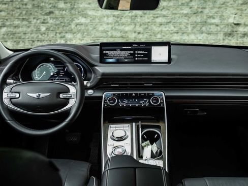 Used 2023 Genesis GV80 2.5T w/ Prestige Package image 24