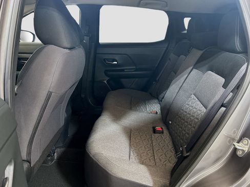 Used 2025 Nissan Kicks SV FWD image 20