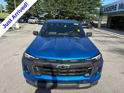 Used 2023 Chevrolet Colorado LT w/ LT Convenience Package III RWD image 9