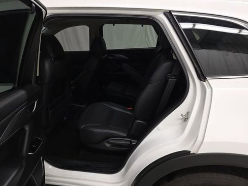 Used 2022 MAZDA CX-9 Touring w/ Touring Premium Package image 10
