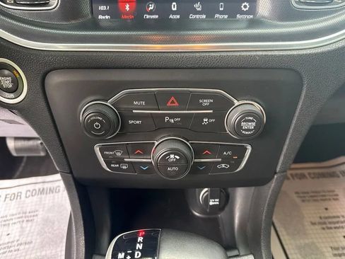 Used 2018 Dodge Charger R/T RWD image 23