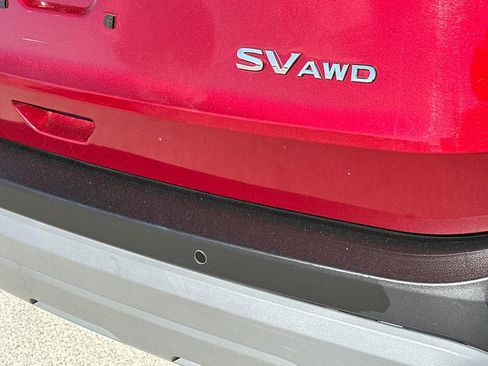 Used 2023 Nissan Rogue SV image 5