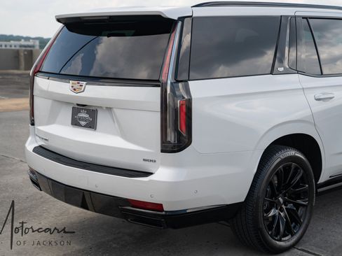 Used 2024 Cadillac Escalade Sport Platinum image 32