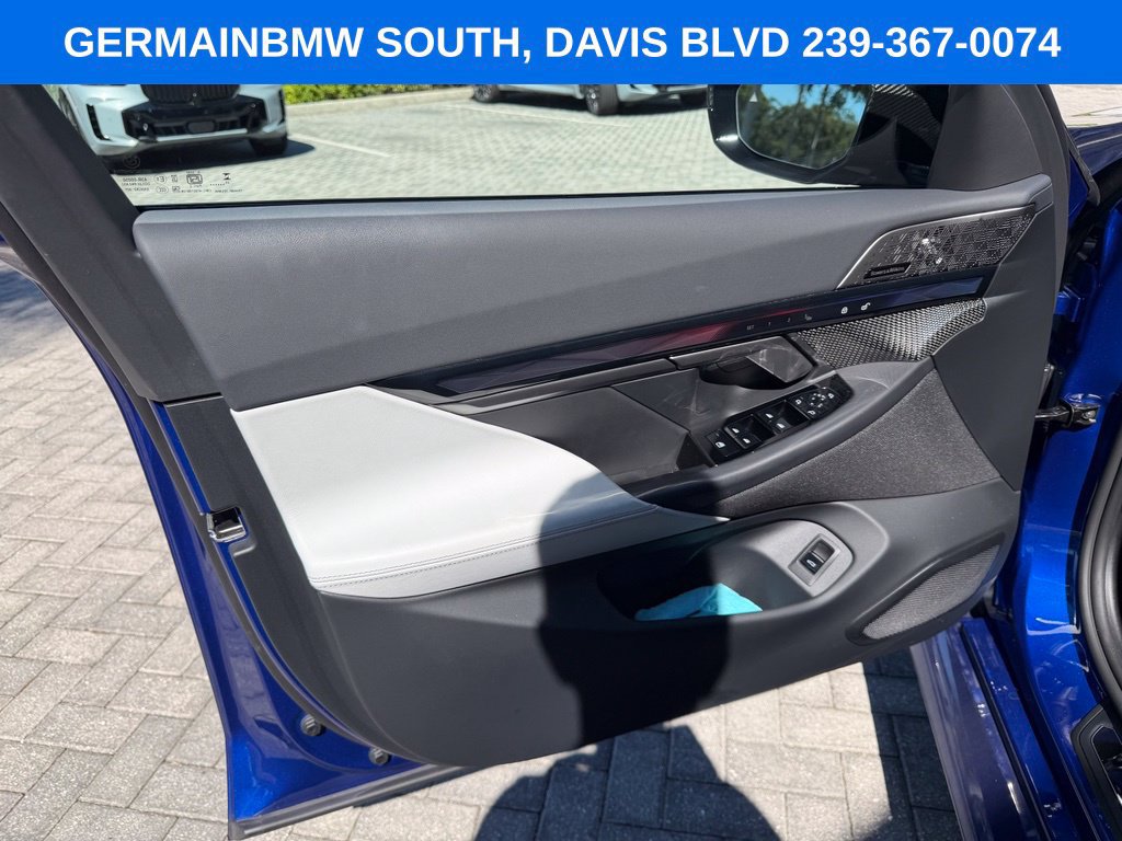 Used 2026 BMW M5 Touring w/ M Driver's Package AWD/4WD image 22