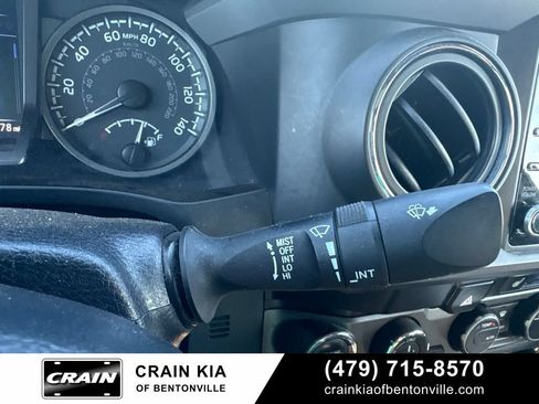 Used 2022 Toyota Tacoma TRD Off-Road w/ TRD Premium Off Road Package AWD/4WD image 25